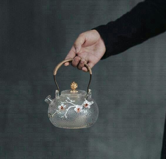 美しい古美術◆蔵から美しい飴茶色の扇の香壺、香合が出て来ました。茶道具、花道具 美しい古美術◇蔵から美しい飴茶色の扇の香壺、香合が