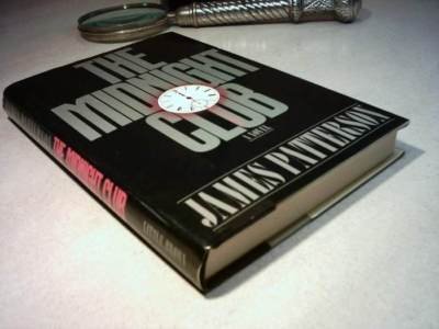 The Midnight Club [Large Print] 1568957165 Book Cover