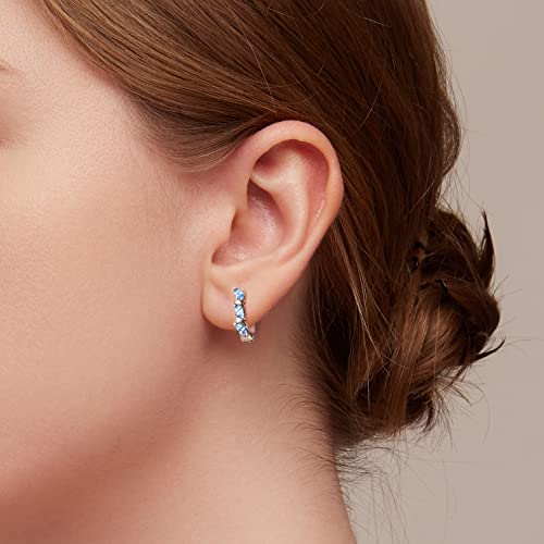Boucles d'oreilles en argent 925 et opale bleue : le cadeau idéal