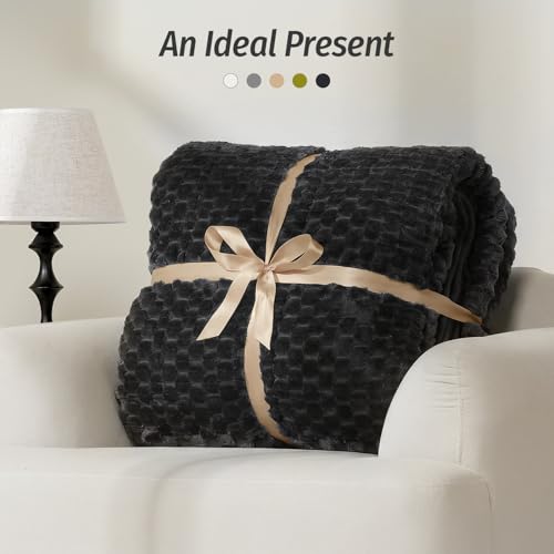 Image of Wemore Fleece Weighted Blanket for Adults (48 inch x 72 inch 15lbs, Black), Dual Sided Cozy Soft Sherpa Heavy Blanket, 3D Imitation Turtle Shell Warm Jacquard Flannel Weighted Blankets