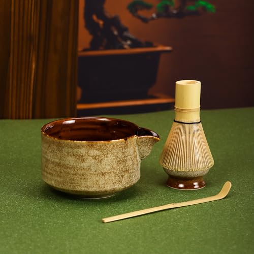 DiDiBirDi Matcha Tea Set 4 Pcs, JapaneseTraditional Ceramic Bowl, Bamboo Whisk (Chasen), Scoop (Chashaku), Holder (brown)