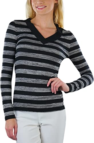 Image of ToBeInStyle Women's Classic Long Sleeve V-Neck Pullover Sweater