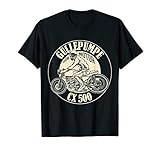 Klassisch geschnitten, doppelt genähter Saum.