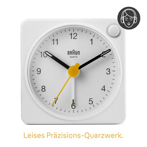 Braun Klassischer analoger Reisewecker mit Schlummerfunktion und Licht, kompakte Größe, ruhiges Quarzuhrwerk, Crescendo-Alarm, weißes Modell BC02XW