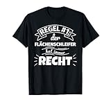 Klassisch geschnitten, doppelt genähter Saum.