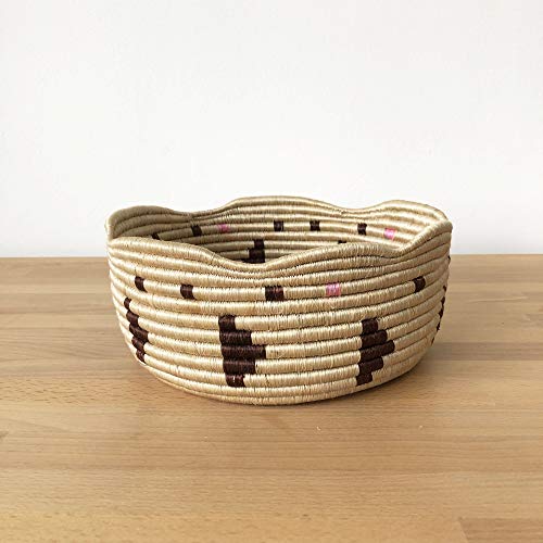 Wavy Bowl Oasis/African Rwanda Basket/Woven Bowl/Sisal