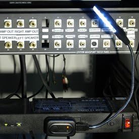 Middle Atlantic LT-GN-PL Gooseneck Light - USB light