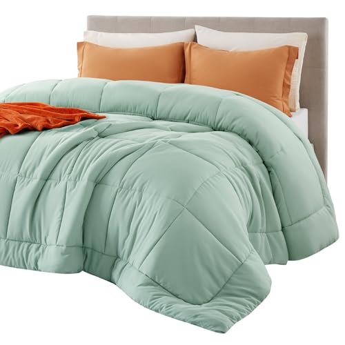 Image of Bedsure Comforter Duvet Insert - Quilted Comforters Queen Size, All Season Duvet, GentleSoft Down Alternative Bedding, with 8 Tabs, Gifts for Women /Men, Sage Green, Queen 88 x 88 Inches