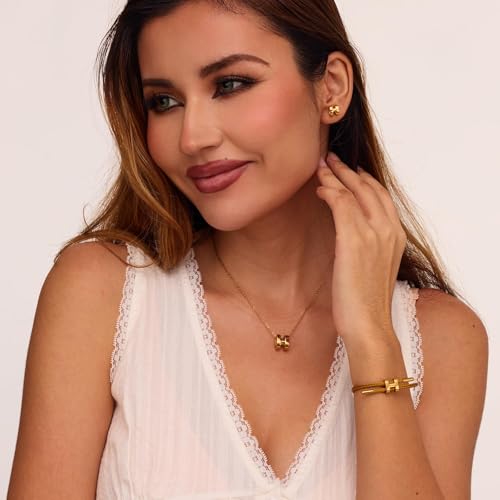 Image of AIMADE Bracelets for Women Adjustable Charm Bracelet, 18k Gold-plated Buckle Design Titanium Steel Wire Rope Women's Gift Jewelry
