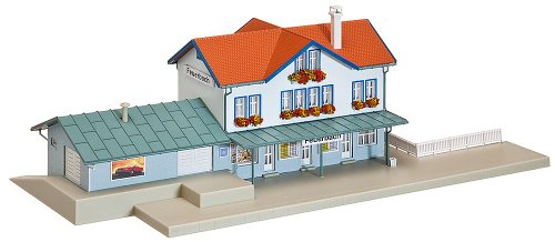 Preisvergleich Produktbild Faller 212110 - Bahnhof Feuerbach