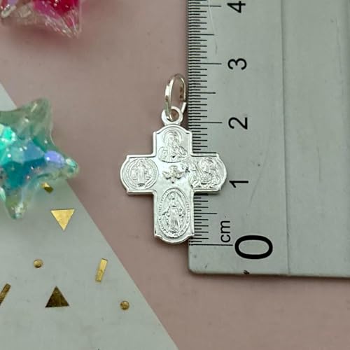 Cruz de Cuatro Vías plata de ley hipoalergénica que soluciona alergias en pieles sensibles 4