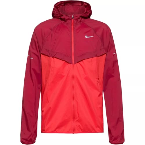 Chaqueta Nike Stride para correr por la ciudad bajo la lluvia y el sol