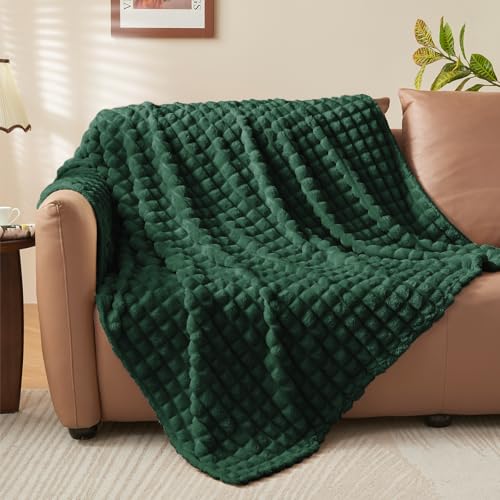 BEDELITE Emerald Green Throw Blanket for Couch and Bed- Super Soft and Warm 3D Checkered Fluffy Fuzzy Fleece Blanket, Luxurious Plush Cozy Blanket for Room Decor Spring, 50x60 inches