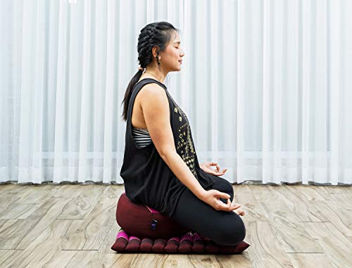 Image of Leewadee Meditation Cushion Set - 1 Small Zafu Yoga Pillow and 1 Small Roll-Up Zabuton Mat Filled with Kapok