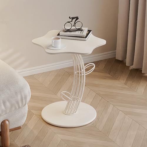 Plateau de petit-déjeuner pour manger au lit confortablement