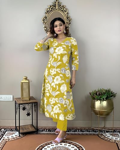 Image of GoSriKi Women's Cotton Blend Printed Kurta with Pant