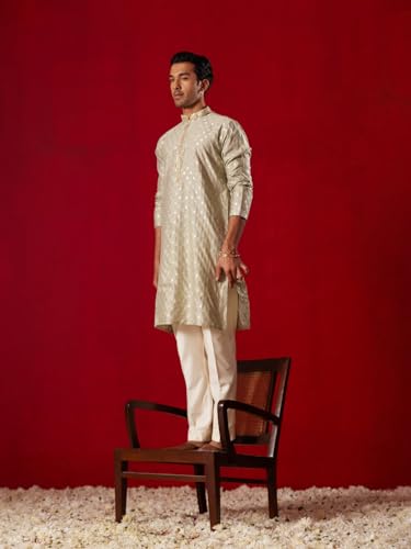 Image of VASTRAMAY Men's Silk Blend Kurta and Pyjama Set