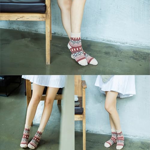 Image of HongLianMeng 5 Pairs Women Winter Warm Thick Soft Cute Vintage Wool Knit Cozy Crew Socks for Women Gifts Christmas Gifts
