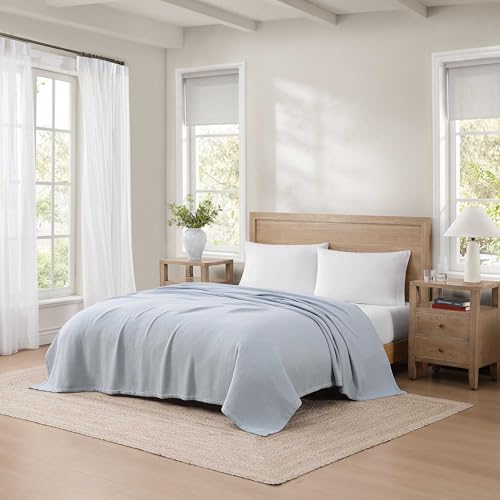 Image of Tommy Hilfiger - King Cotton Blanket, Textured Pique Weave Bedding, Medium Weight Soft Blanket, Anti-Pilling & Fade Resistant, Ideal for Layering, Oeko-TEX Certified (Blue)