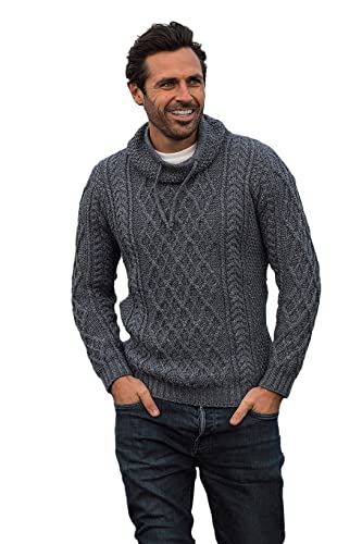 Pull en laine mérinos à cordons homme parfait pour les sorties nature