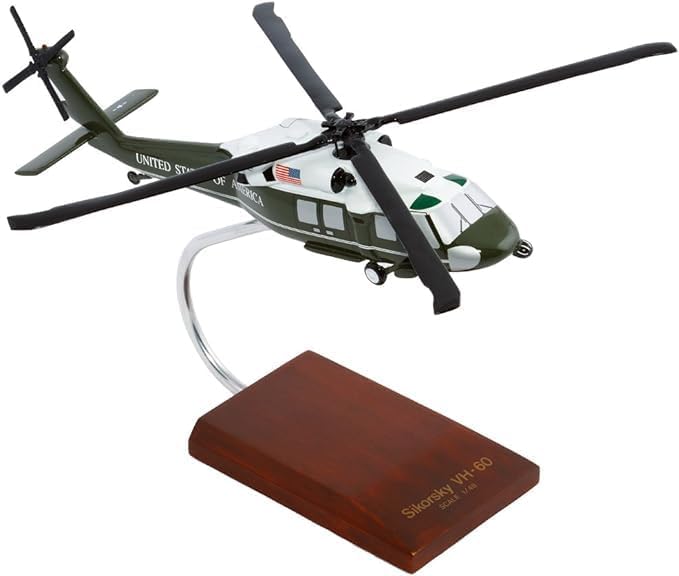 Sikorsky VH-60 Seahawk Marine One HMX-1 Desktop Display Helicopter Model Scale:1/48