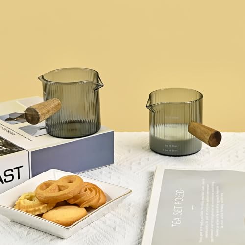 Vaso medidor de vidrio 150 ml con asa de madera miniatura 5