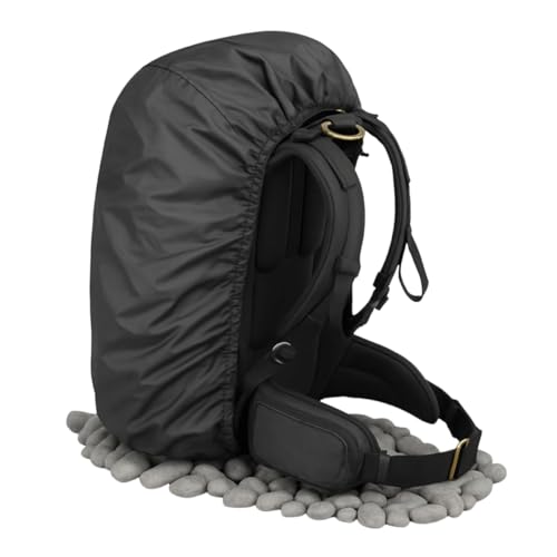 Capa de Chuva 100% Impermeável para Mochilas de até 45 Litros Preta Design Universal com Elástico Mo