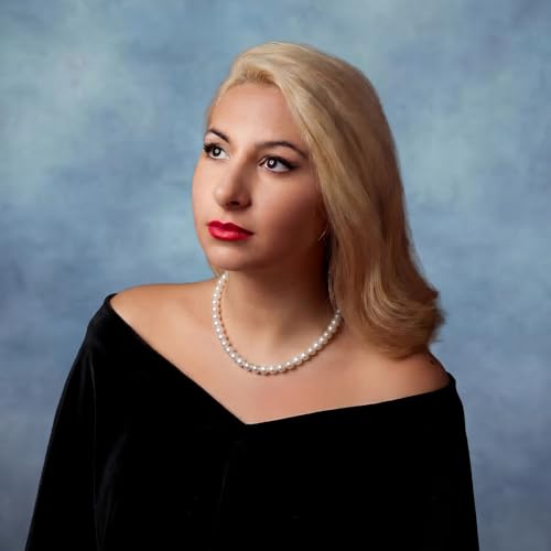 2 Pcs Senior Portrait Black Velvet Drape with Imitation Pearl Necklace Graduation Photo Props for High School Senior Pictures Yearbook Photography Accessories Adjustable Shoulder Wrap for Ceremony
