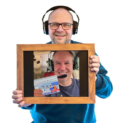 #14 What the CRM? Learnings aus der Fliegerei mit Dr. Thorsten Nottebaum