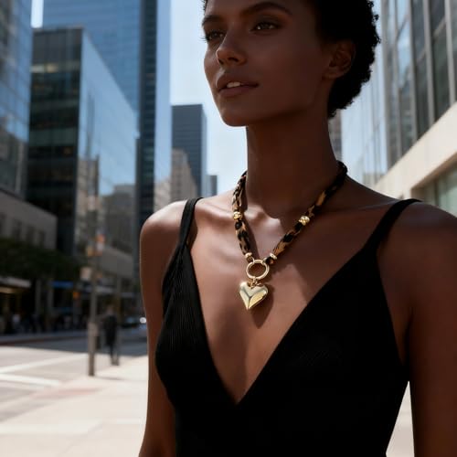 Scarf Necklace with Charm Bohemian Leopard Necklace Dainty Gold Heart Rhinestone Bandana Choker Fashion Jewelry Gift for Beach Vacations Weddings3