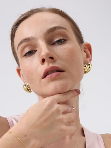 Image of FRUMOS 18K Gold Plated Chunky Hoop Earrings for Women Fashion Thick Gold Hoops Set Jewelry for Birthday Christmas Gifts