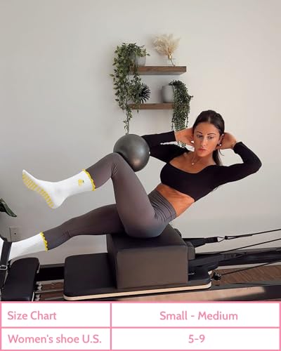 Image of 3 Pairs Pilates Socks with Grips for Women Non Slip Grip Ruffle Yoga Ankle Grippy Socks