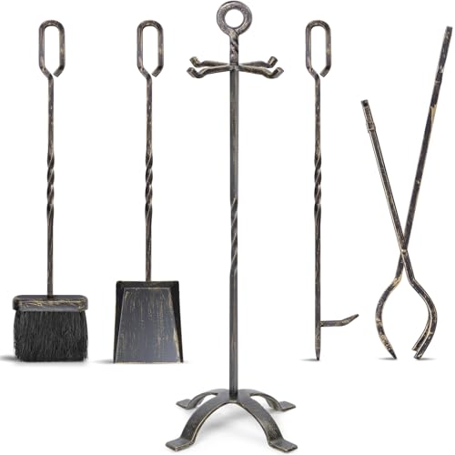 Amagabeli Set di 5 Attrezzi per Camino Set da Camino in Ferro battuto con pinze da Poker Porta Scopa e Pala Utensili da Fuoco Accessorio Rustico da Esterno Oro Nero
