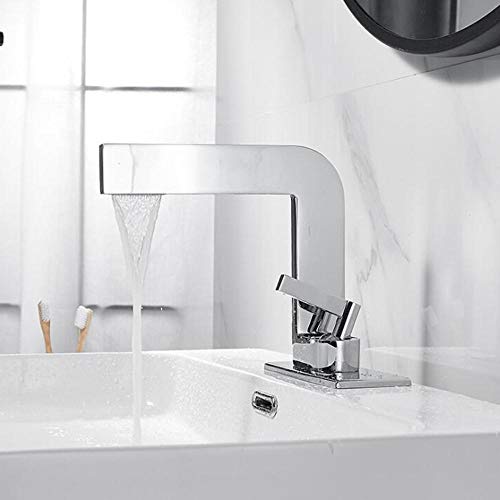 Robinet de salle de bains adapté au lavabo sous le comptoir sans éclaboussures