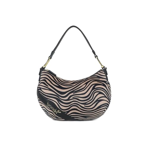 Borsa a spalla a forma di mezzaluna in materiale effetto cavallino dalla fantasia leopardata. Con manico, chiusura zip e tracolla in nastro logato rimovibile e regolabile che ne permette la doppia portabilità. All'interno una pochette totalmente estraibile e utilizzabile come seconda borsa a cui è possibile agganciare la tracolla a nastro. I dettagli in similpelle nera, le finiture dorate e la tracolla logata removibile aggiungono un tocco sofisticato e contemporaneo.