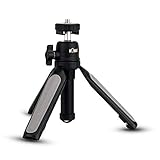 1/4-Zoll-20-Schraube oder Kaltschuh-Installationsmethode: Die Kaltschuh-Halterung und die 1/4-Zoll-20-Schraube können frei geschaltet werden. Der Handgriff ist perfekt, um beide Hände frei zu lassen, um Live-Streaming/Vlog-Vlogging/Reisefotografie / Videografie zu halten.