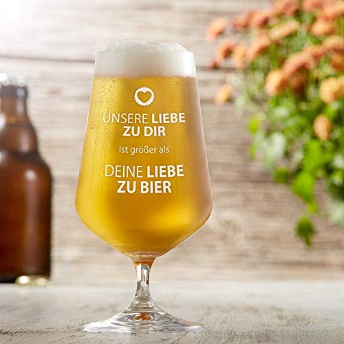 Bierglas Pilstulpe mit Gravur „Unsere Liebe zu Dir“ – Lustiges Vatertags- & Geburtstagsgeschenk für Bierliebhaber 🍻❤️ – Bild 4