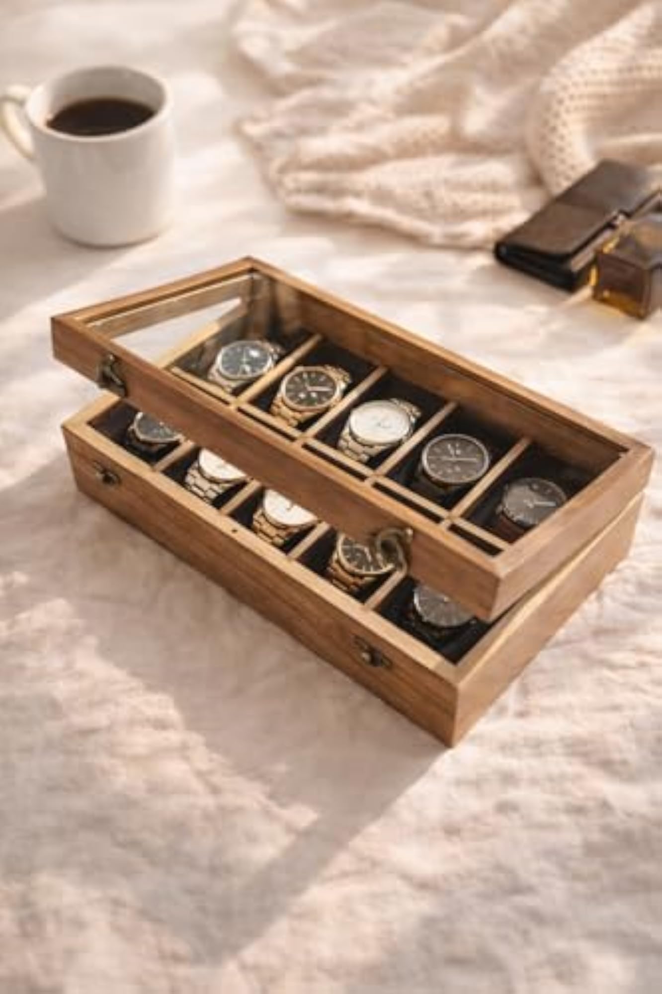 Wooden Watch Case with Glass Lid for Dust Protection