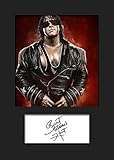 hart wrestler dies Das perfekte Geschenk - Sie wissen nicht, was Sie für jemanden bekommen sollen, der alles hat? Benötigen Sie ein Last-Minute-Geschenk, das sie zum Lächeln bringt? Wir haben Sie abgedeckt! Geben Sie eine signierte Neuauflage ihres Lieblingsschauspielers, ihrer Lieblingsschauspielerin, ihres Lieblingsmusikers, ihres Lieblingssportlers und mehr. Groß für Geburtstage, Weihnachten, Ruhestandsgeschenke und für den uber Fan.