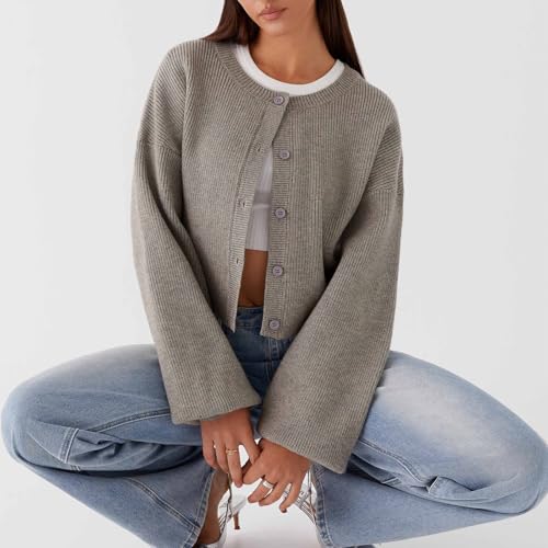 Image of Women Y2k Crop Cardigan Sweater Long Sleeve Button Down Cardigan Vintage Open Front Sweater Cute Knit Pullover Tops