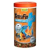 Tetra TetraFin PLUS Goldfish Flakes with Algae, 1.0-Ounce