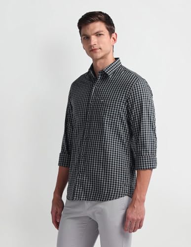 Image of Arrow Men's Cotton Solid Slim Fit Shirt