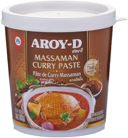 14oz Aroy D Massaman Curry Paste, Pack of 1