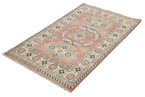 Tapis Kazak pakistanais en laine pour sublimer une entrée élégante