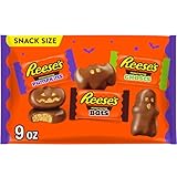 REESE'S Assorted Milk Chocolate Snack Size Peanut Butter Shapes, Halloween Candy Bag, 9 oz