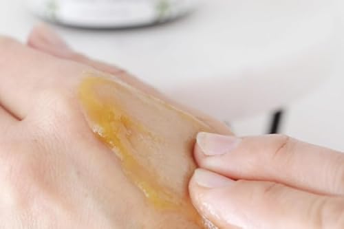 MoonMaid Botanicals Lover's Lube Natural Lube for Women | Organic Oil Based Lubrication Alternative with Menthol for Smooth Sensation | Olive Oil, Shea Butter Infusion with Herbs - Image 5