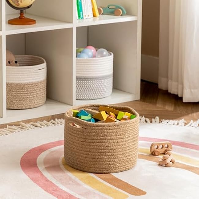 UBBCARE Small Basket for Organizing, Round Woven Basket With Handles, Small Storage Basket for decor, Jute Rope Basket (9.5 x 9.5 x 7.1)