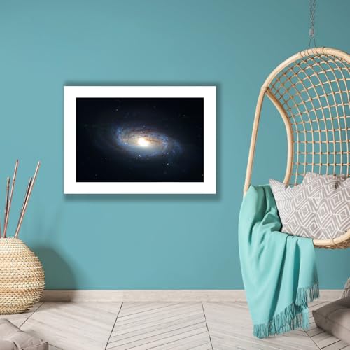 Impresión artística semibrillante del Telescopio Hubble de Spiffing Prints, lámina NGC 5806 6