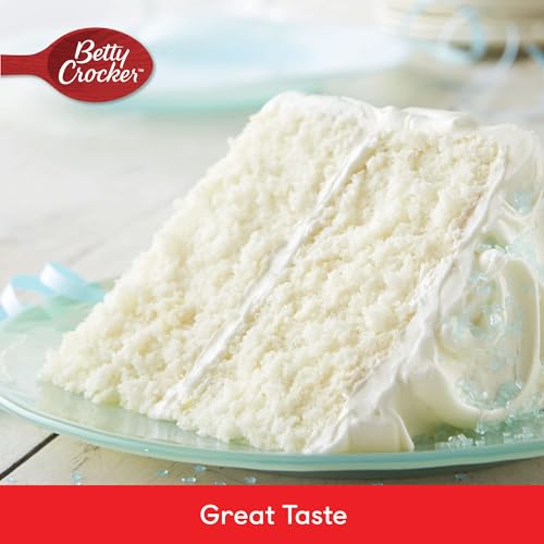 خليط كيك ابيض سوبر مويست من بيتي كروكر، 500 غرام، كيك سريع وسهل في 3 خطوات بسيطة، طعم غني، يخدم 12 قطعة