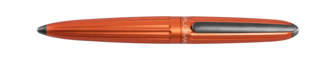 Diplomat Aero Füllfederhalter Orange – Edelstahlfeder EF, Made In Germany